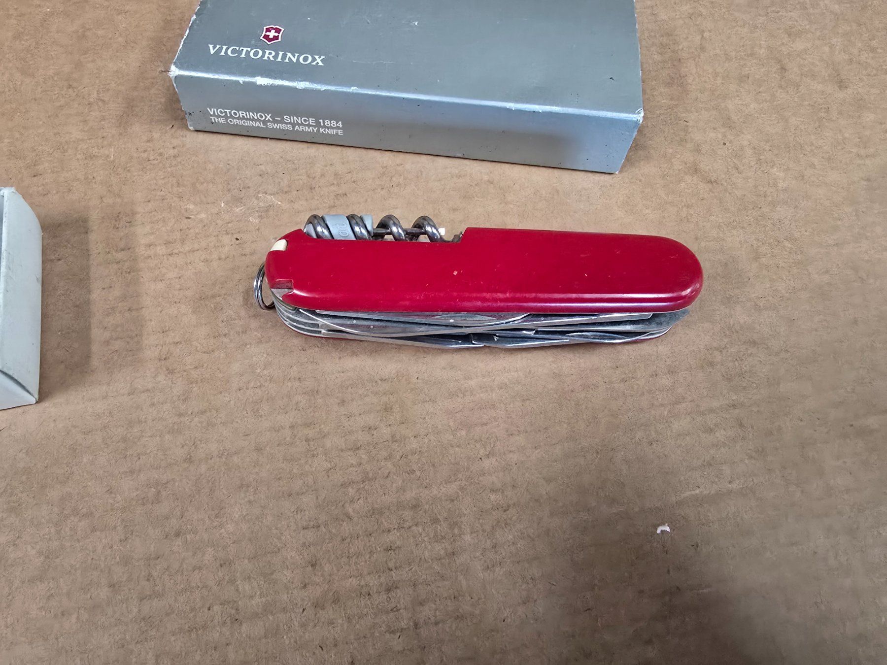 Victorinox Coltelli tascabile: 2x gebrauchte Victorinox Sackmesser ab 1.- – Usato da KRINAU venduto da Mio_Liqstyle 4