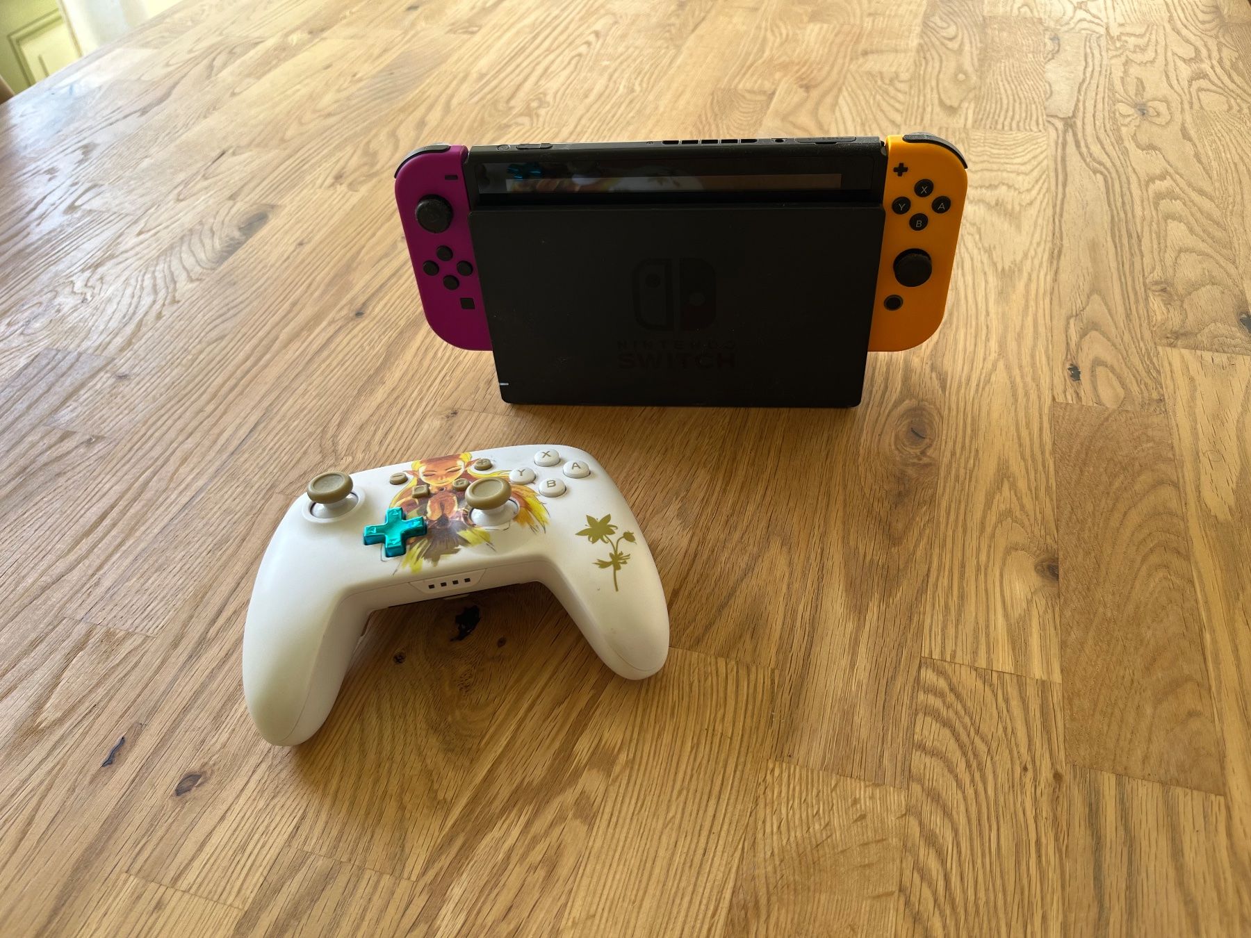Nintendo Consoles: Nintendo Switch + 128gb SD + dock + 1 controller – D'occasion à couvet par Warabiise 1