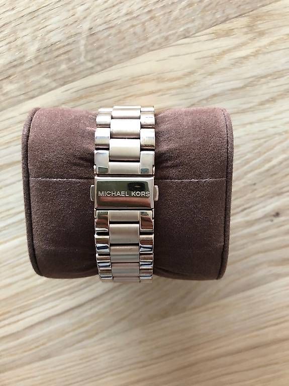 Montres: Michael Kors Uhr rosé  – D'occasion à Arbon par mar_8ldn 2
