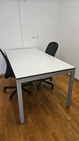 Bürotisch / Schreibtisch - Neupreis CHF 499