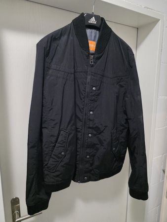 Hugo Boss Orange Herren Jacke Schwarz