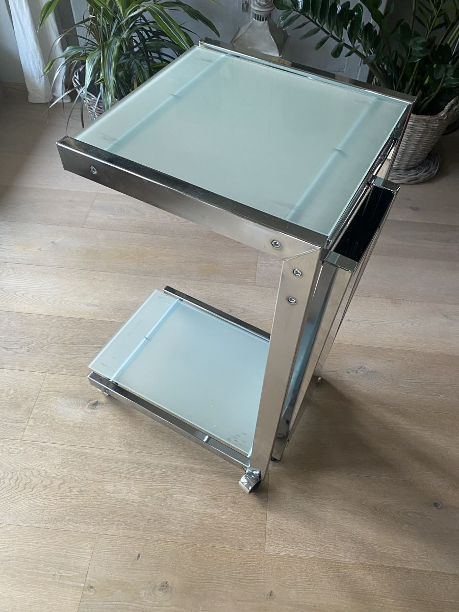 Koffer & Taschen: PC Rollwagen mit Glasplatten, Chrom, 35cmx50cmx81 cm – Gebraucht aus Embrach von bea_8424