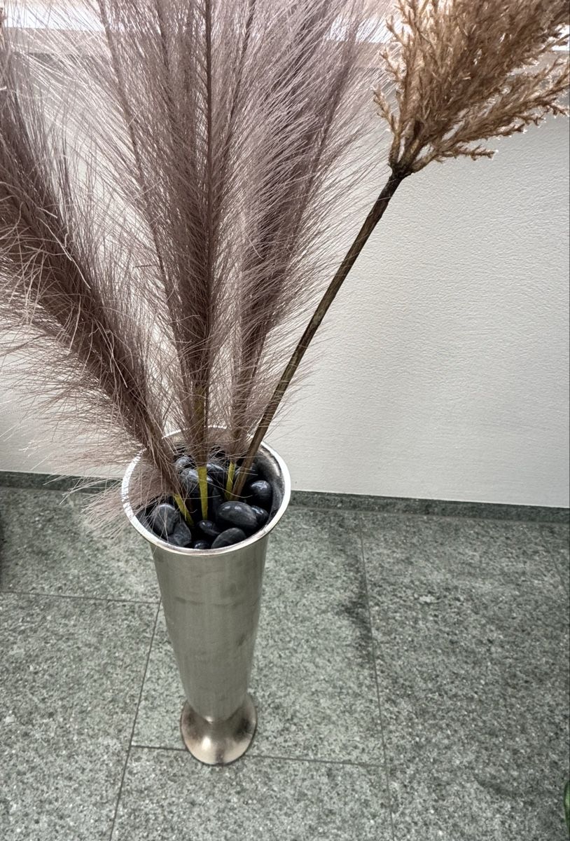 Tutte le decorazioni: Deko-Vase silber – Usato da Celerina venduto da Nivotrade 1