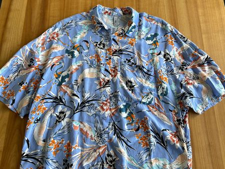 Bluse mit Vogelmuster