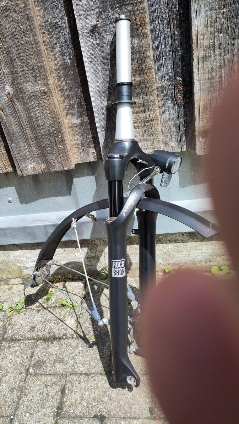 Rockshox Pezzi di ricambio: Flyer Next Gen Gabel / 28" Rockshox Paragon Gabel – Usato da Hausen am Albis venduto da Djneopren