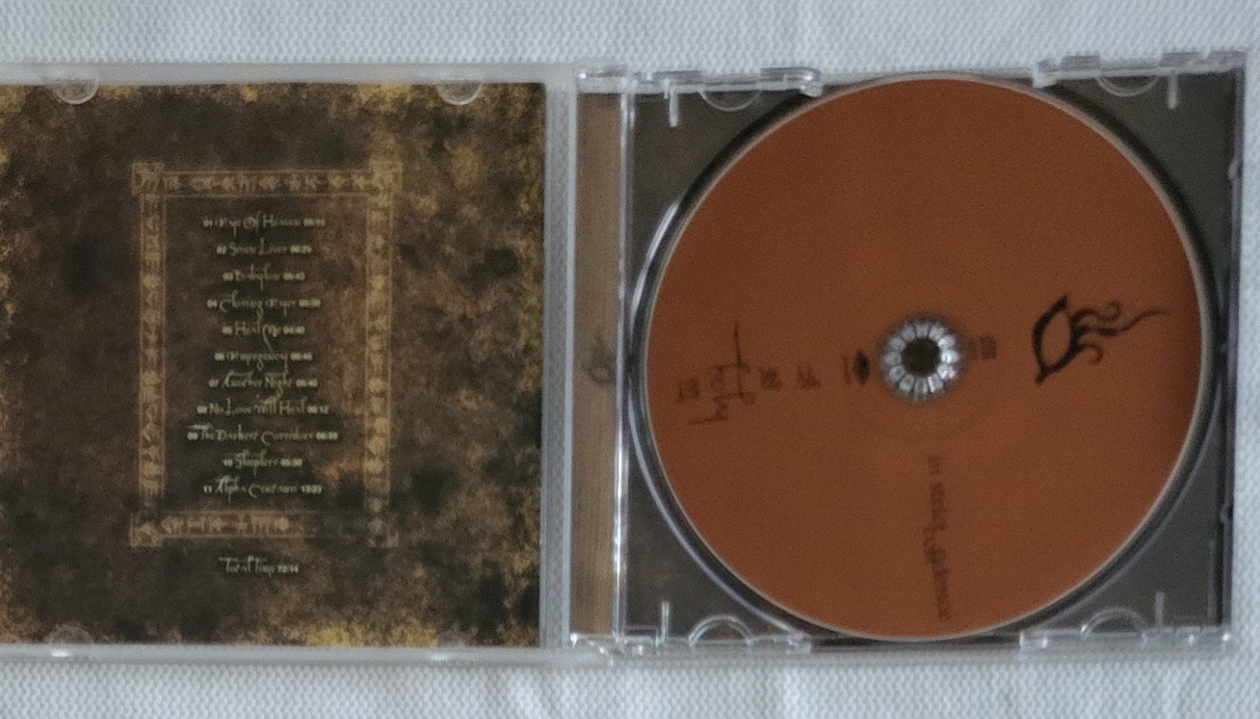 CD: In strict Confidence – Usato da Villars-sur-glane venduto da Epsilonhike 2