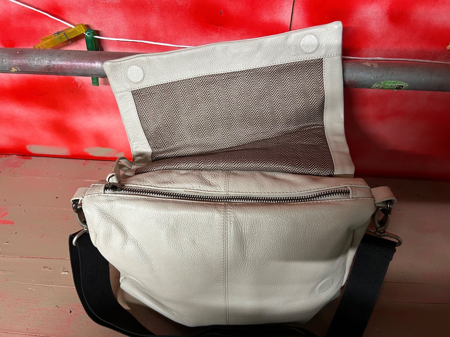 Borse da donna: tolle Umhängetasche beige – Usato da Obergösgen venduto da Andre118 2