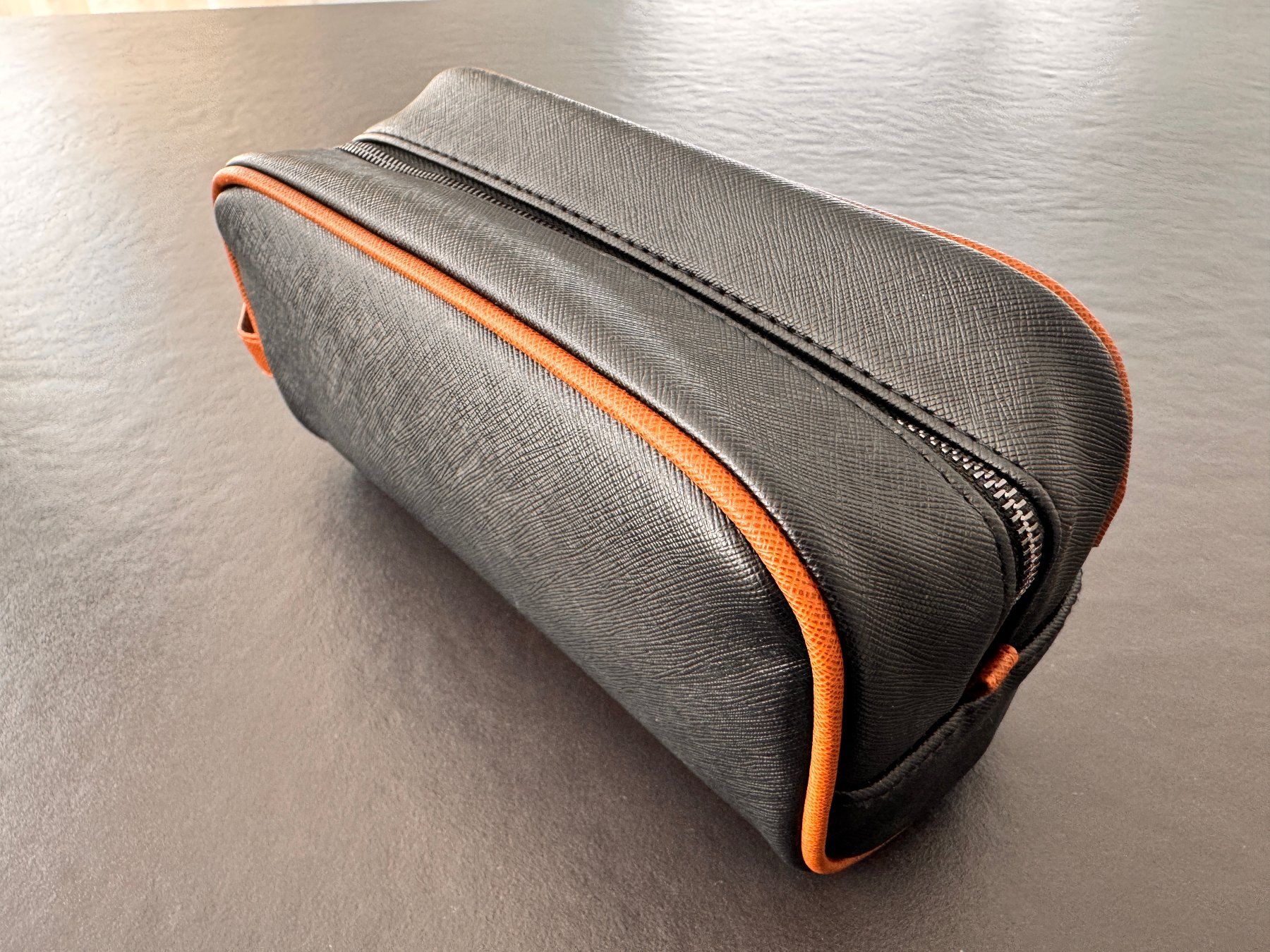 Lanvin Custodie per cosmetici: LANVIN Luxury Beutel / Necessaire – Nuovo e nell'imballaggio originale da Zollikon venduto da Krenapf