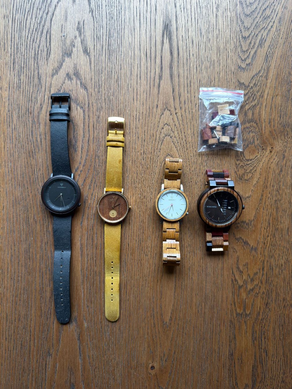 Orologi: 4 Uhren – Difettoso da Zürich venduto da ehv