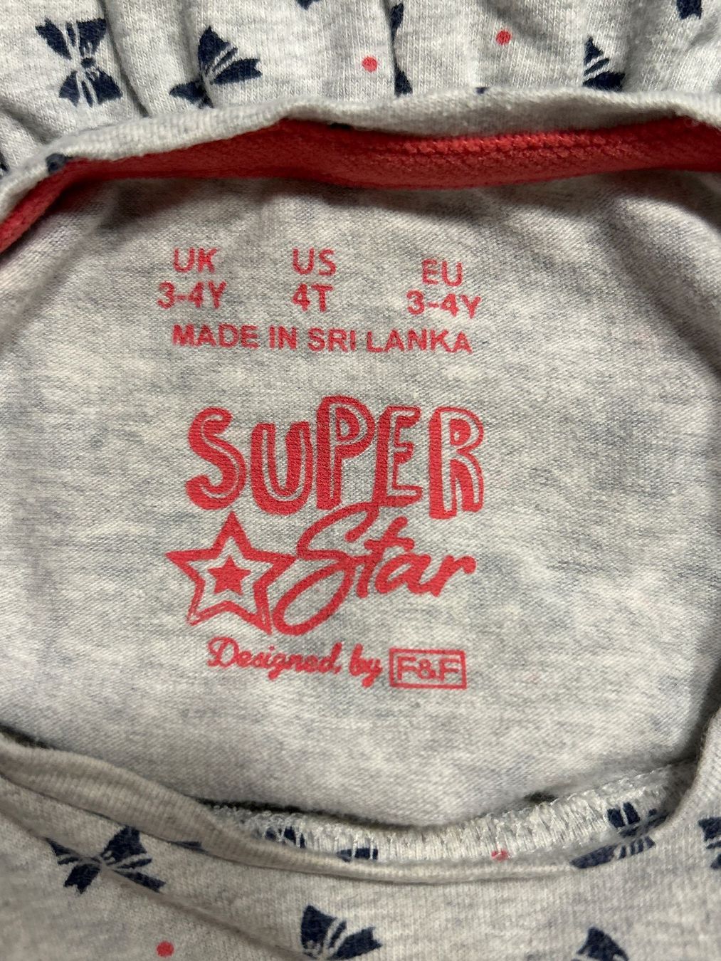 Vestiti & Gonne: Kleid grau mit Muster von Super Star Gr. 104 – Usato da Brunnen venduto da Nala2929 7