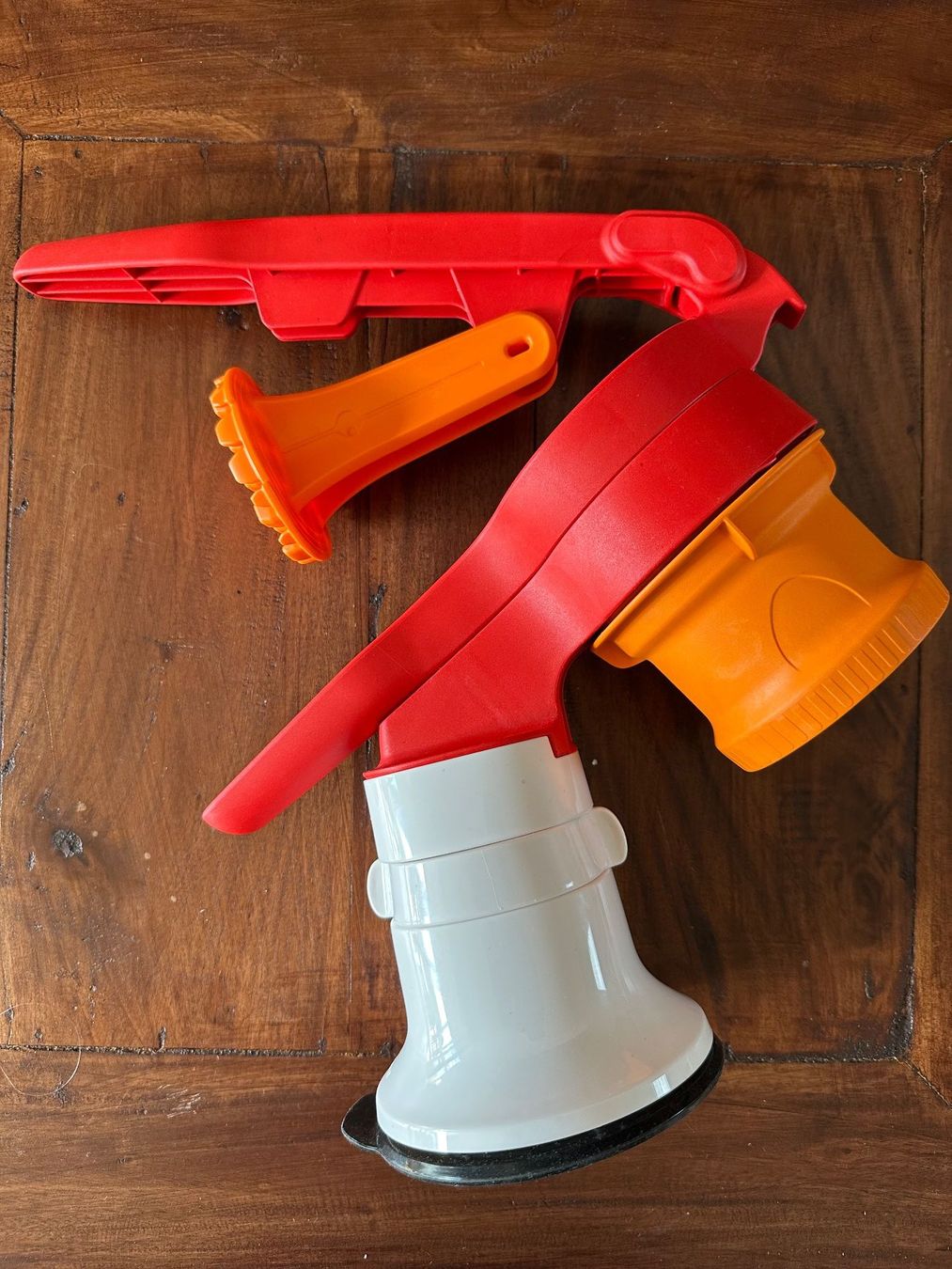Tupperware Küchengeräte: Tupperware Profi-Chef Schneidwerk 15 Universalschneider – Gebraucht aus Wolfhausen von nicodemus90 1