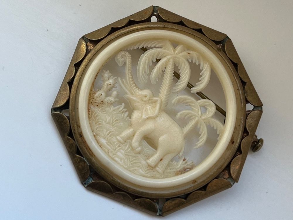 Broche Vintage Panthère Signée D'Elfa Paris - Laiton Doré - Bijou Animalier Rétro