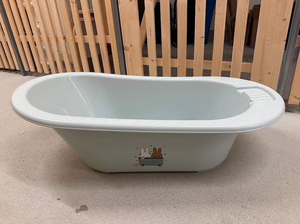 Vasche da bagno: Badewanne von bébé jou – Usato da St. Gallen venduto da lid_cc7q