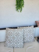 Loungekissen 2er Set , neuwertig wasserabweisend.