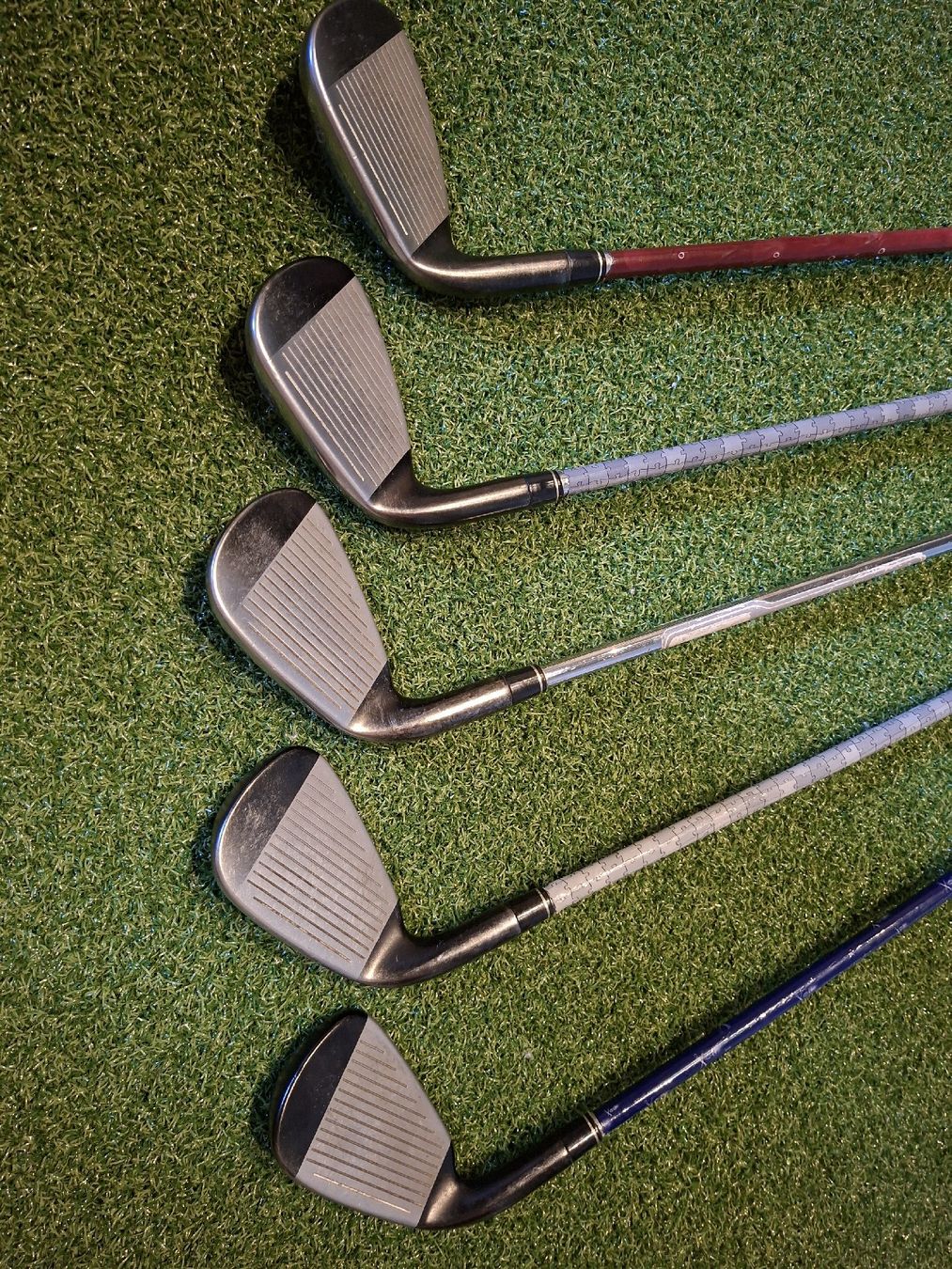 Taylor Made Mazze & Set: Supercooles Taylor Made Burner 2.0 Set i9-i5 – Usato da Niederhasli venduto da Golf-Dodger 3