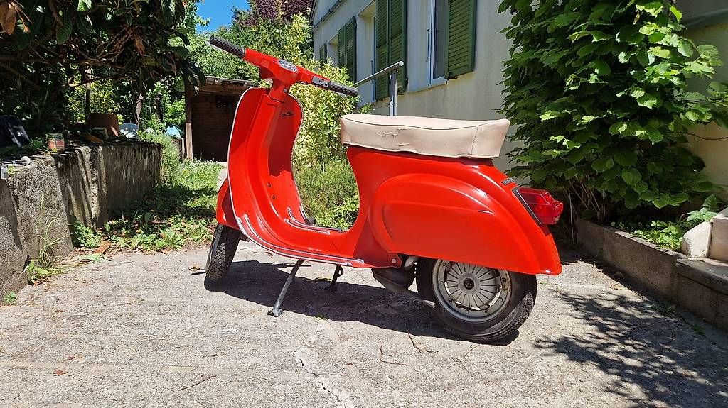 Piaggio Scooters: Vespa 50 Special – Gebraucht aus Genève von thefugees 2