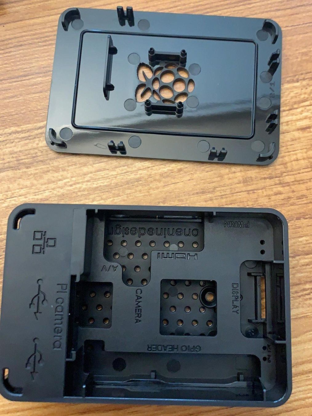 Custodie: Raspberry pi 3 Gehäuse – Nuovo e nell'imballaggio originale da Gebenstorf venduto da RetroFuture 2