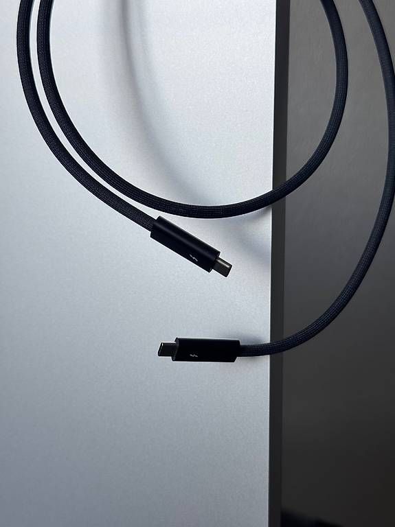 Monitore: Apple Studio Display Standard 27" wie neu. – Neu und originalverpackt aus Walzenhausen von elhuuu21 4