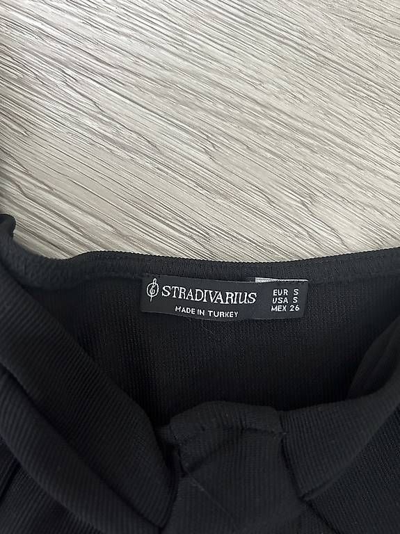 Top: Stradivarius oberteil – Usato da Lenzburg venduto da mir_rnb9 1