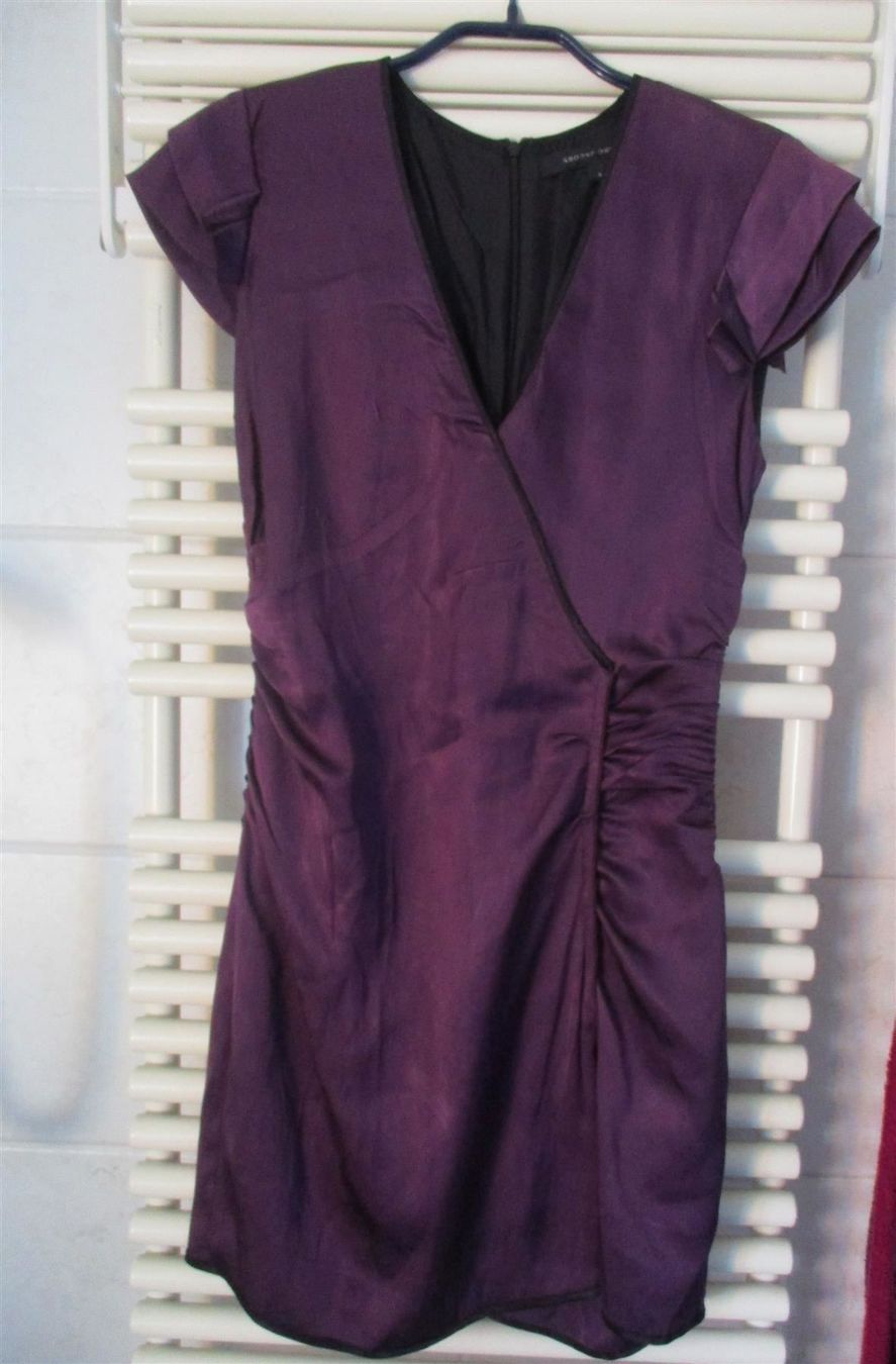 Marc Jacobs Vestiti: MARC JACOBS : Robe en soie violette 34-36 – Nuovo (secondo la descrizione) da Petit-Lancy venduto da lilycerise