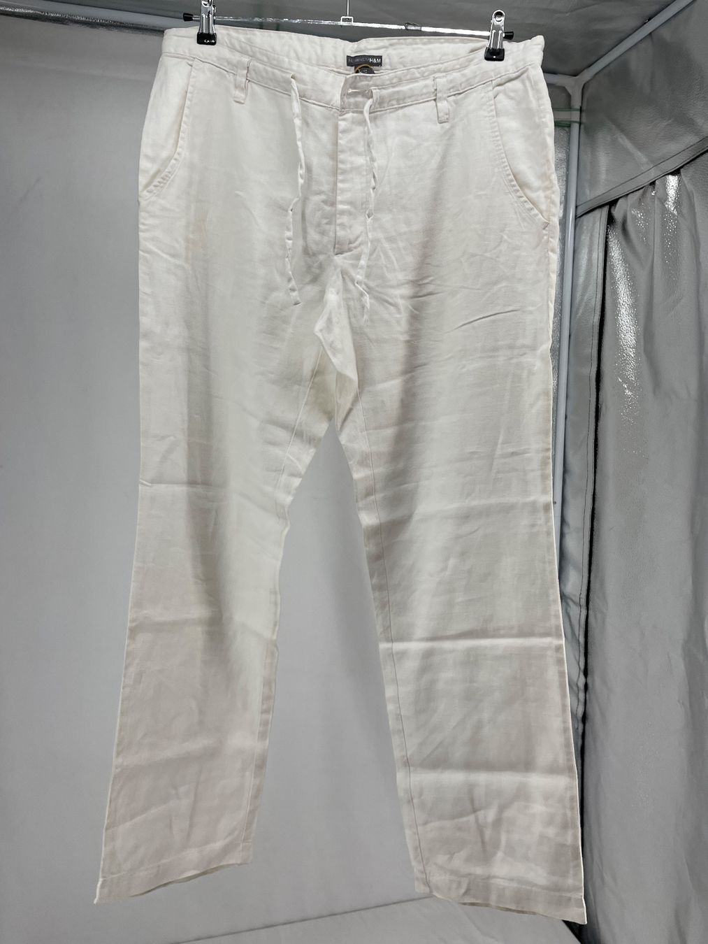 H&M Pantaloni: H&M pantalon blanc taille 54 – Usato da Lausanne venduto da PlusValue_Lausanne