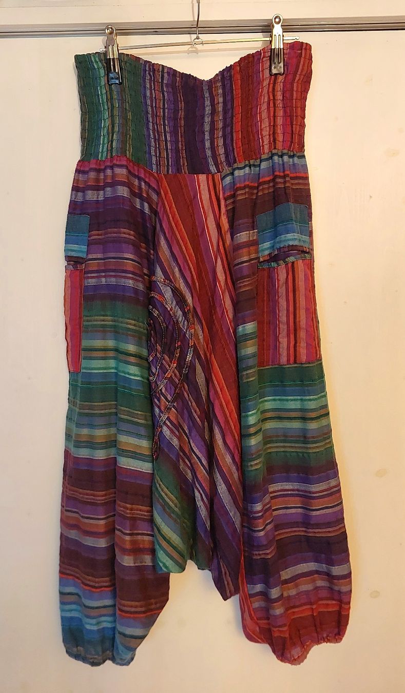 Hosen: Hippie Hose – Gebraucht aus Brunnen von CHOUCHOU.