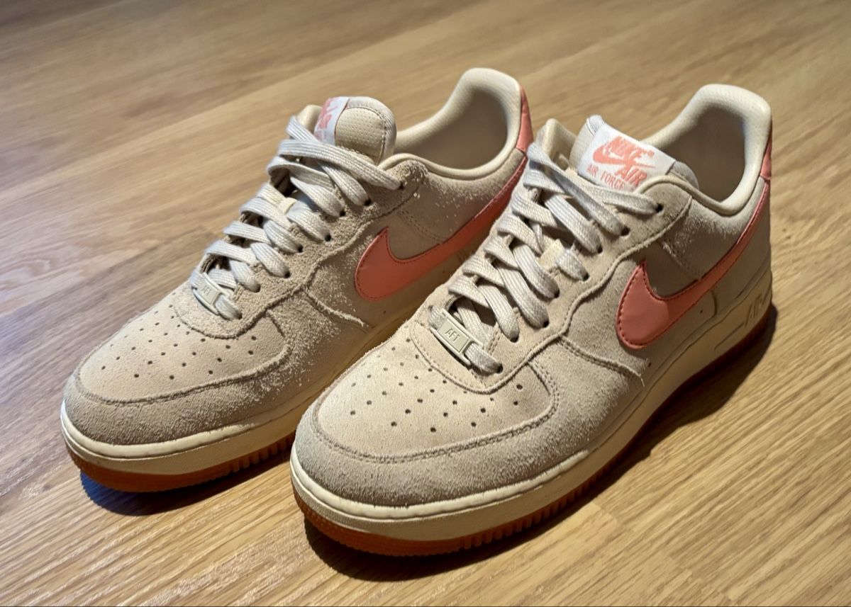 Nike Chaussures femmes: Nike Air Force 1 Sneakers 40.5 – D'occasion à Baden par Tiffany6878 5