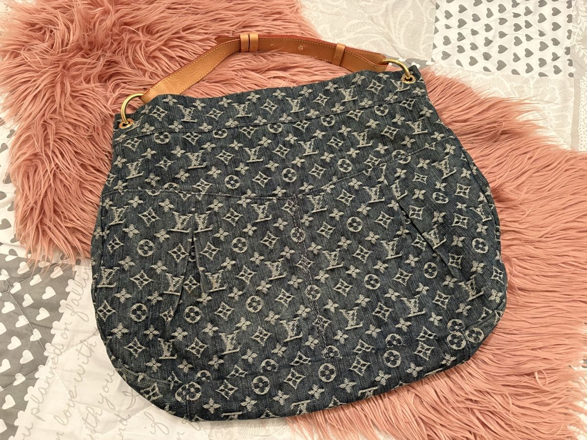 Louis Vuitton Borse da donna: Louis Vuitton Daily GM Monogram Denim – Usato da Boniswil venduto da MichaelaH 1