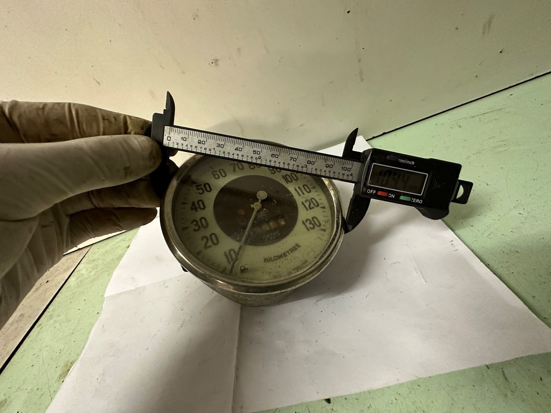 Tutti i ricambio per moto: SMITHS speedometer / Tacho / compteur - OLDTIMER – Difettoso da Courtételle venduto da claude41 7