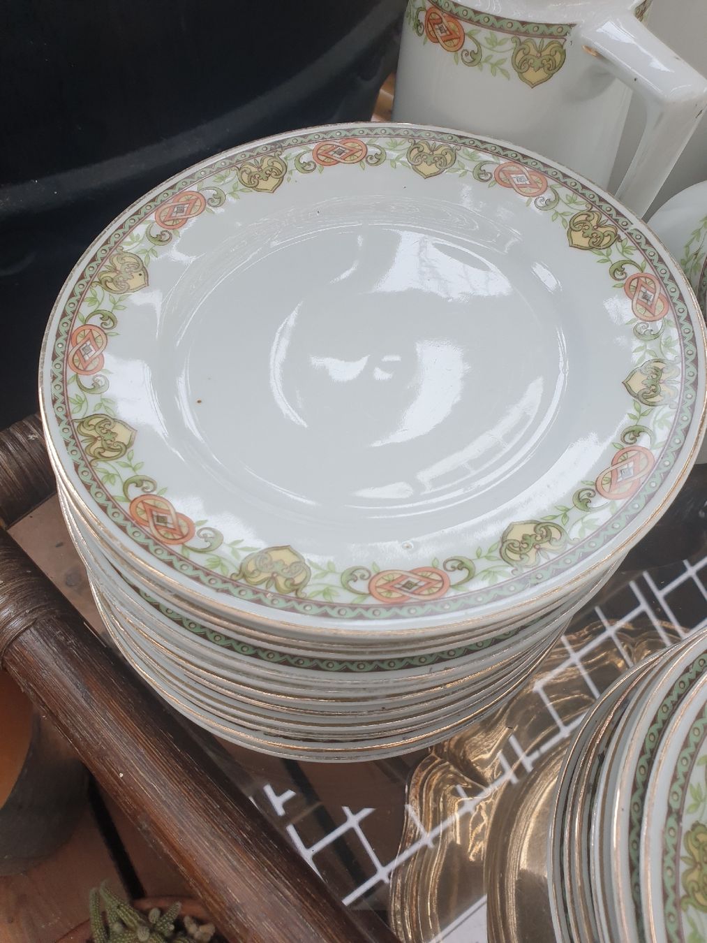 Set di piatti: Oma's Kaffeeservice  – Usato da Feldbach venduto da Gwaechshuus 1