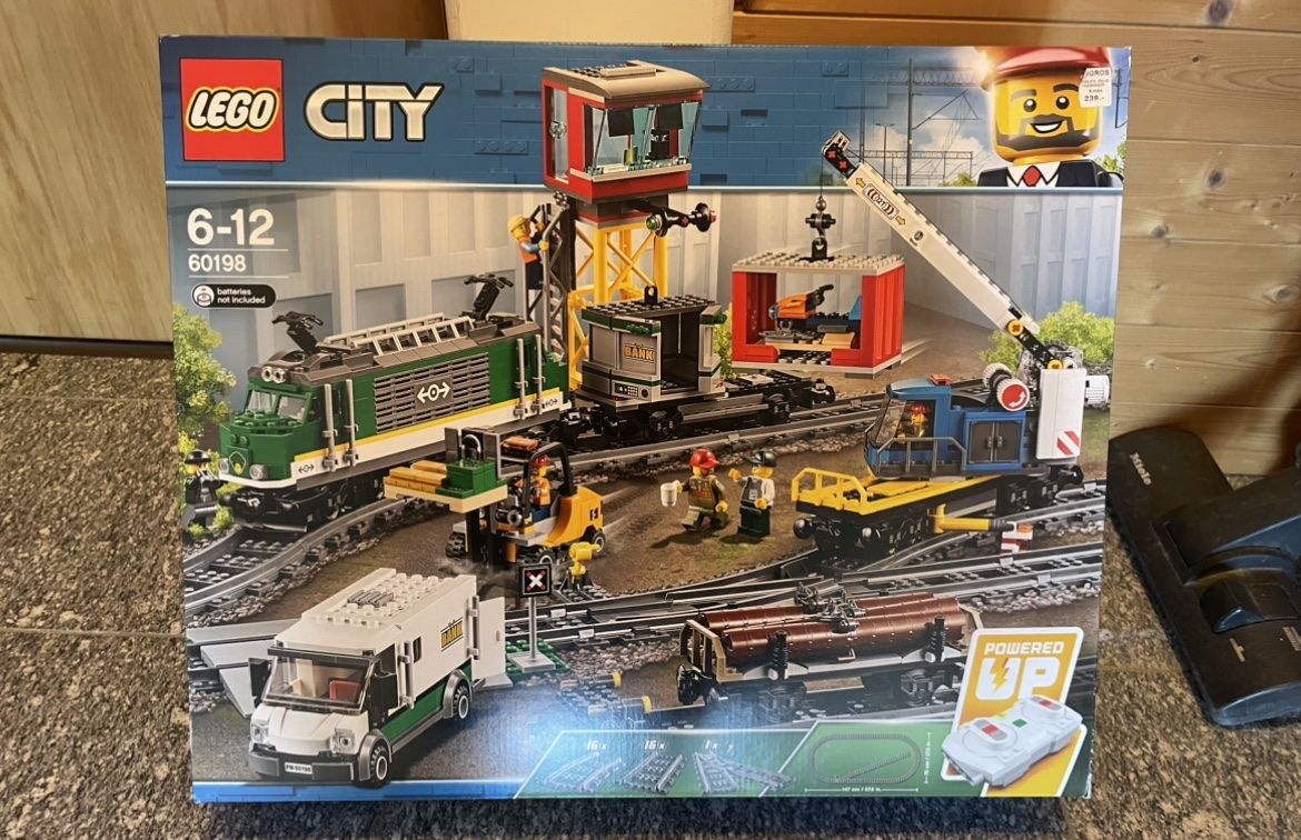 Lego Kit di costruzioni: LEGO 60198 City Güterzug – Nuovo e nell'imballaggio originale da Airolo venduto da Bagaion99
