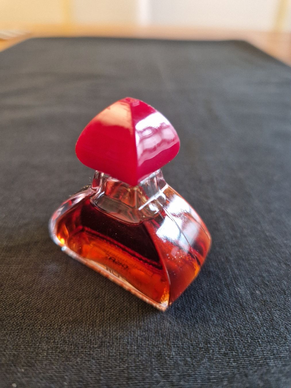 Profumi & Eau de Toilette: Miniatur Parfum Maroussia – Nuovo (secondo la descrizione) da Fislisbach venduto da mka_km8f 2