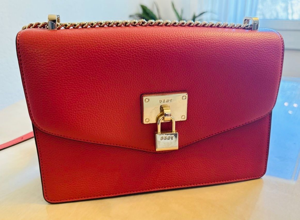 DKNY Borse da donna: DKNY Leder Tasche – Usato da Embrach venduto da shila_03