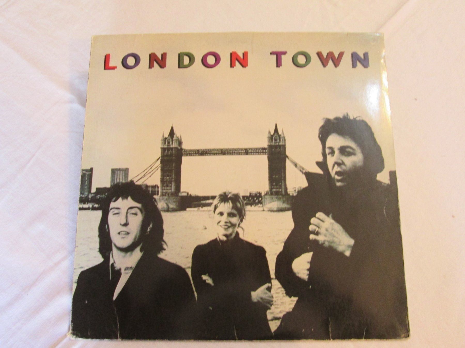 Dischi in vinile: Wings - London Town - Vinyle 33T – Usato da la Chaux-de-Fonds venduto da Lampe