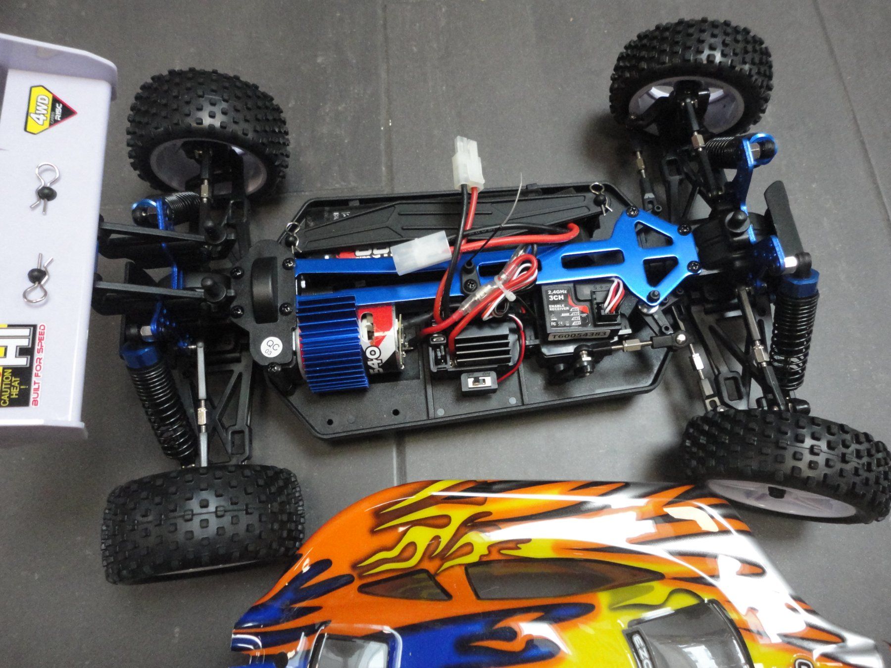 Modellismo RC: schneller 4WD Buggy 1:10 neu – Nuovo e nell'imballaggio originale da Horgen venduto da RcModell 4