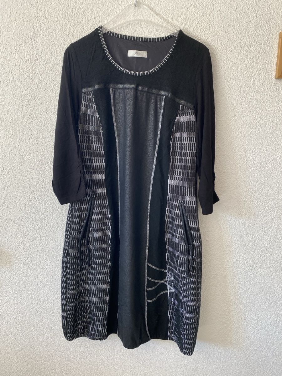 Vestiti: Kleid Jorli 40 – Usato da Bleienbach venduto da Dbeno