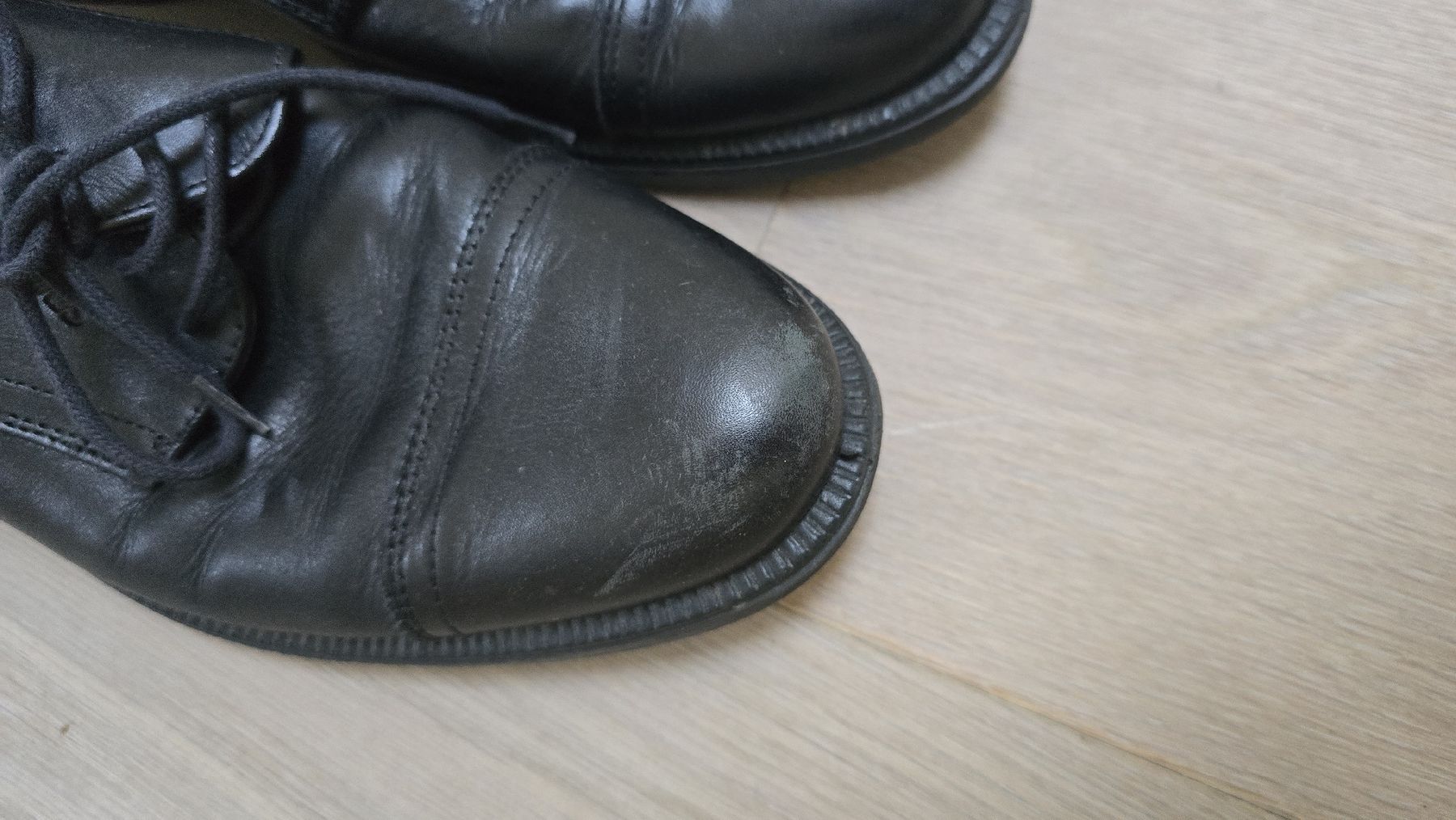 Scarpe da uomo: Lackschuhe – Usato da Hurden venduto da mar_7ssf