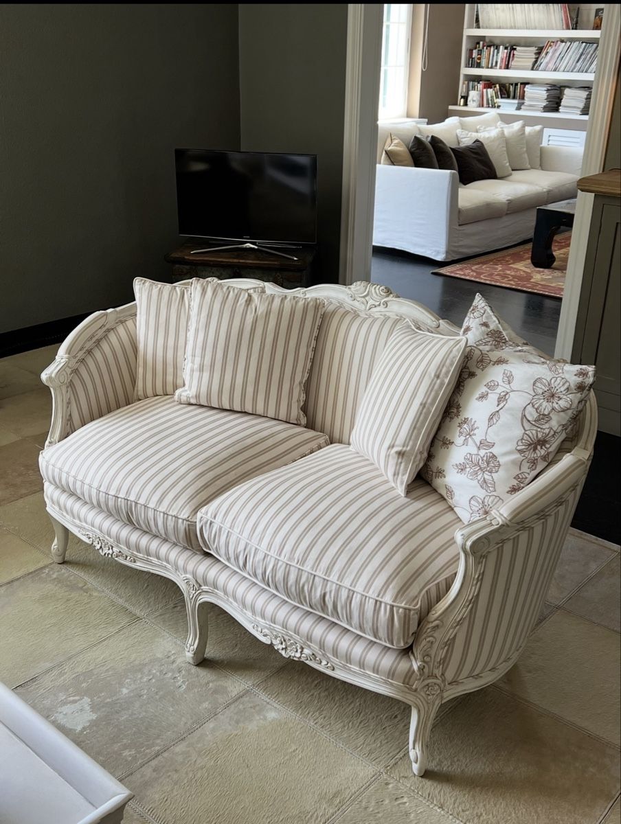 Divani:  Sofa Set im Landhausstil – Usato da Wädenswil venduto da wil_j272