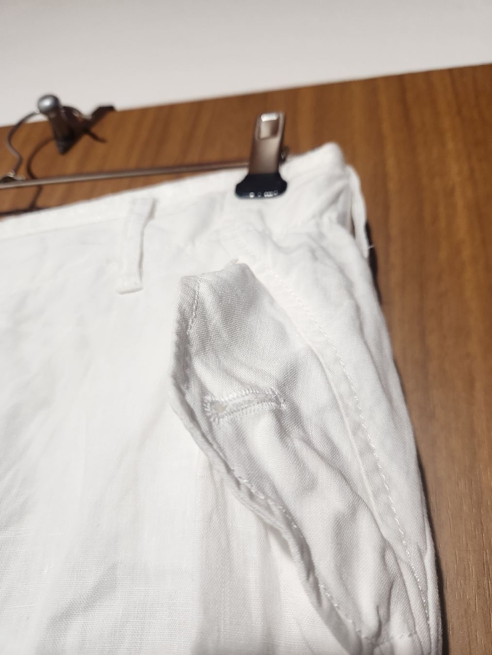 Cacharel Pantaloni: Pantalon blanc en lin Cacharel taille 36  été – Usato da Niedergösgen venduto da Eva2410 4