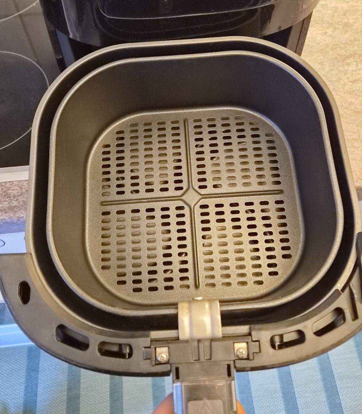 Philips Elettrodomestici da cucina: Philips Airfryer HD9252 Heissluftfritteuse – Usato da Basel venduto da Dodotefto 2