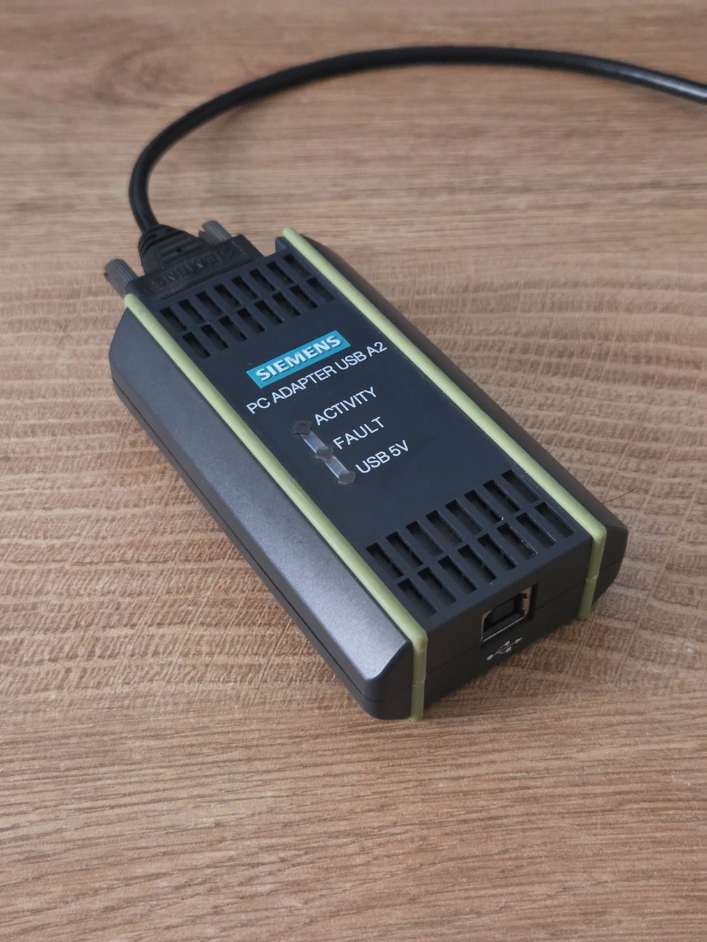 Siemens Laufwerke & Adapter: Siemens SIMATIC S7 PC Adapter A2 6GK1571-0BA00-0AA0 – Gebraucht aus Basel von specs 2