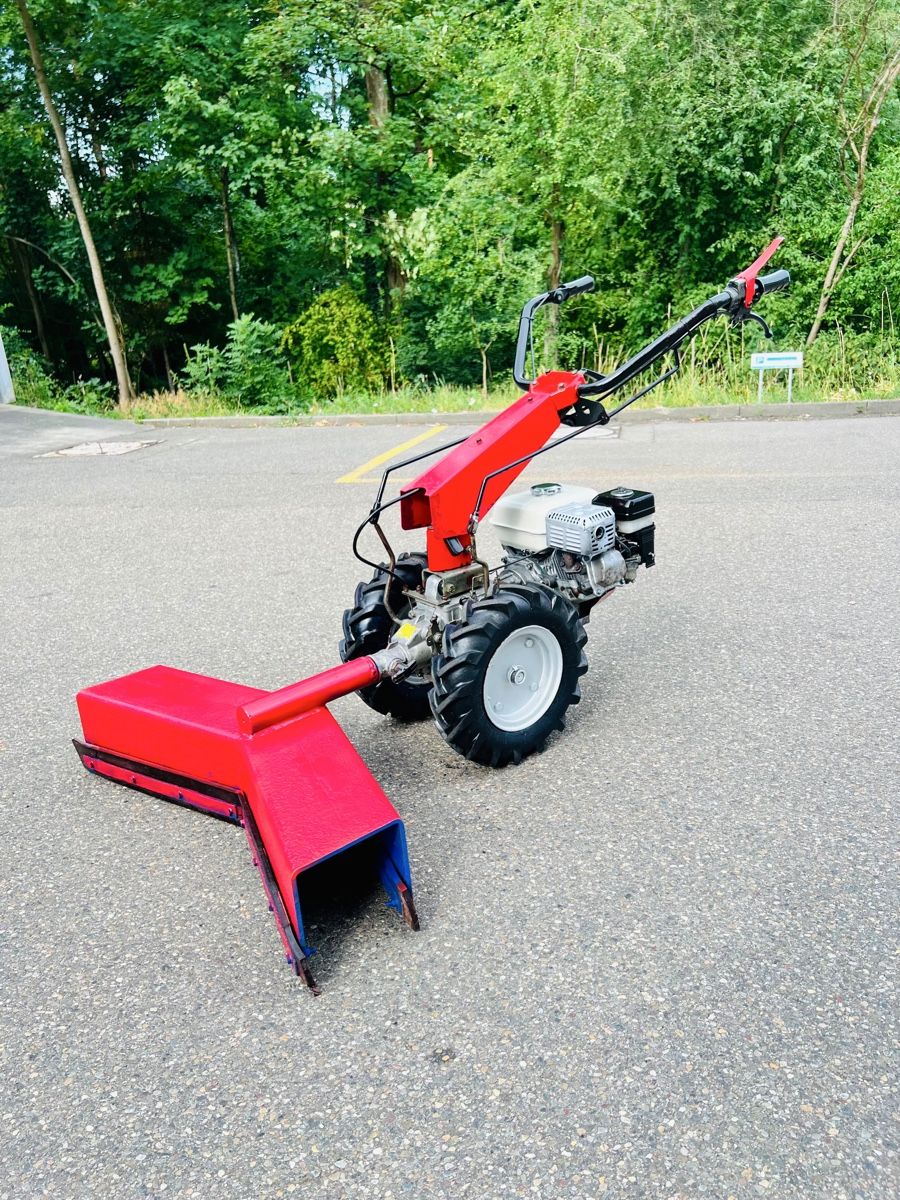 Honda Sgombero neve: Stallschieber mit Schneepflug Honda – Usato da Urdorf venduto da mas_5wfz 3
