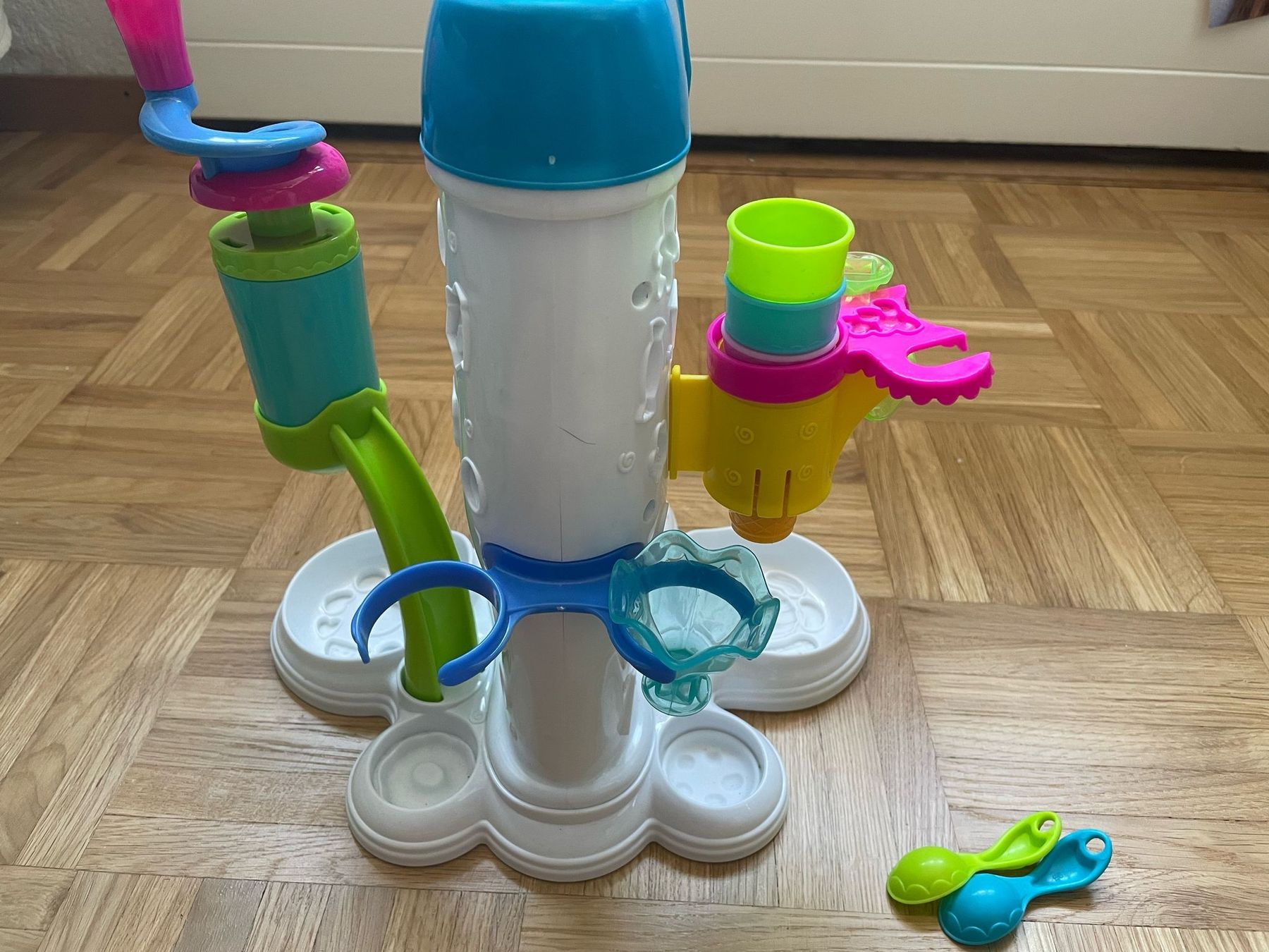 Giocattoli: Cool Maker Pottery Studio, Töpfern für Kinder – Usato da Givisiez venduto da trailerparts