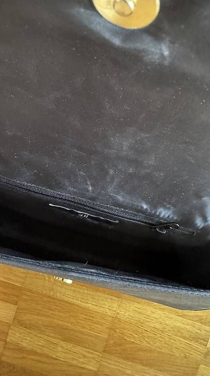 Taschen für Damen: Clutch / Umhängetasche schwarz – Gebraucht aus Basel von R__Mueller 3