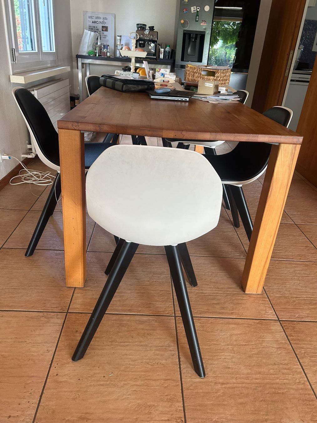 Roche Bobois Tischset: Table hêtre + 8 chaises Roche Bobois – Gebraucht aus La Neuveville von Santiago04 1