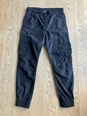 Leichte Cargohose schwarz 170