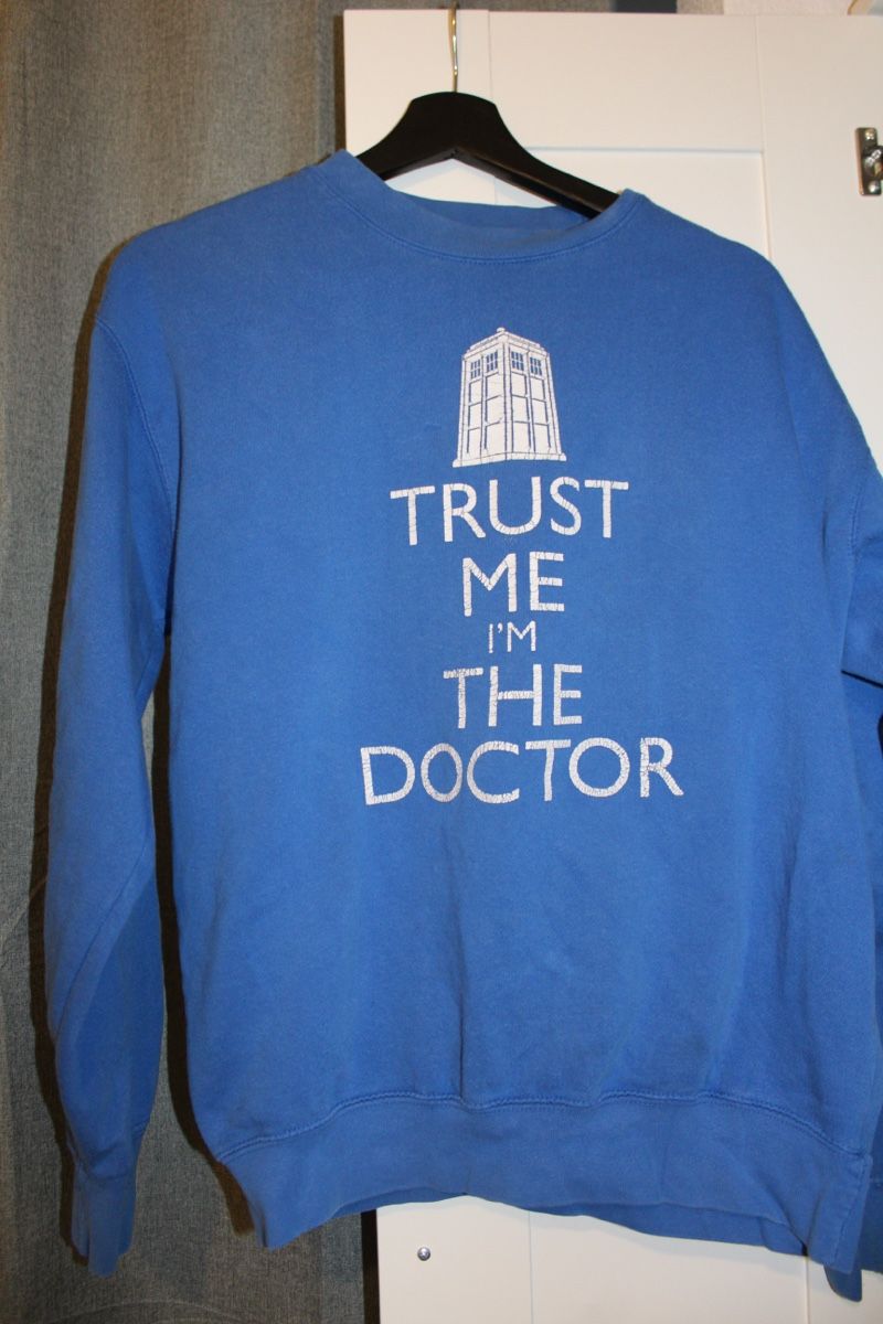 Maglioni & Felpe: Pull Doctor Who bleu imprimé – Usato da Rue venduto da Juliechaillet99