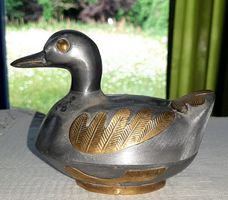 METALL-Ente mit Messing-Applikationen, Vintage