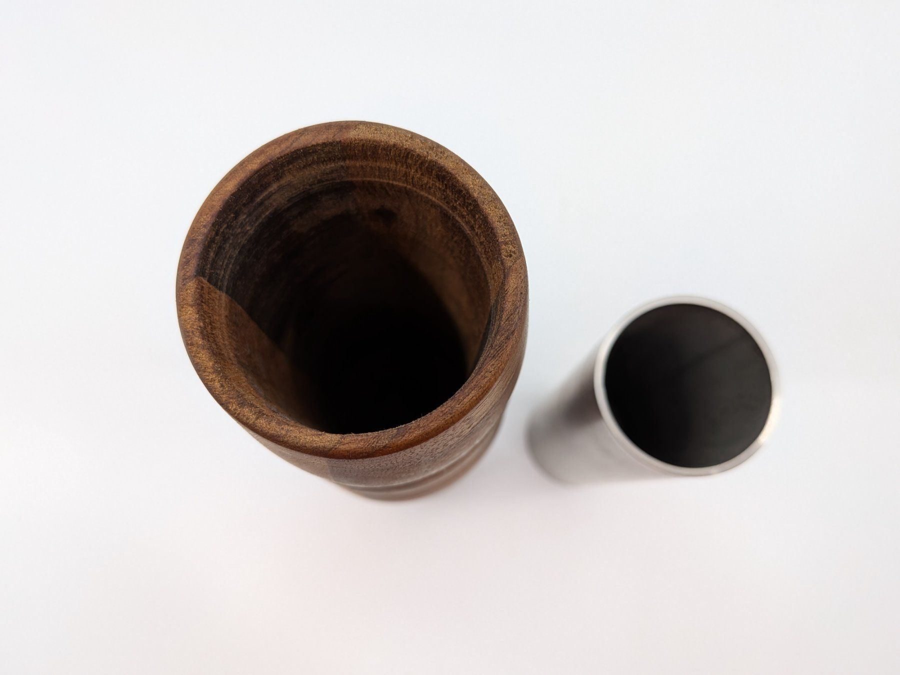 Vasi & Recipienti: Vase Holz mit Metalleinsatz – Usato da Emmen venduto da magelan 4