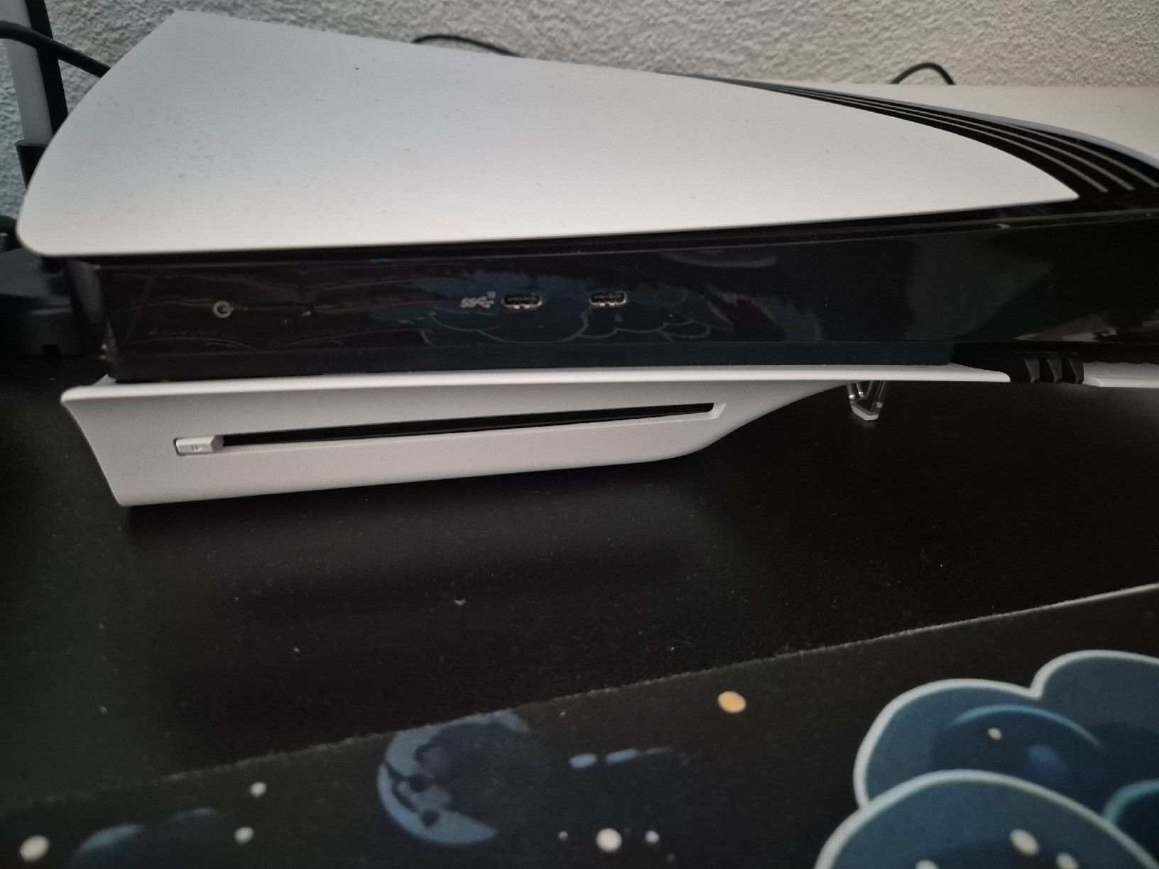 Sony Console: Sony PlayStation 5 Pro 2TB,Laufwerk mit Controller – Usato da Winterthur venduto da ChrisBirmi 2